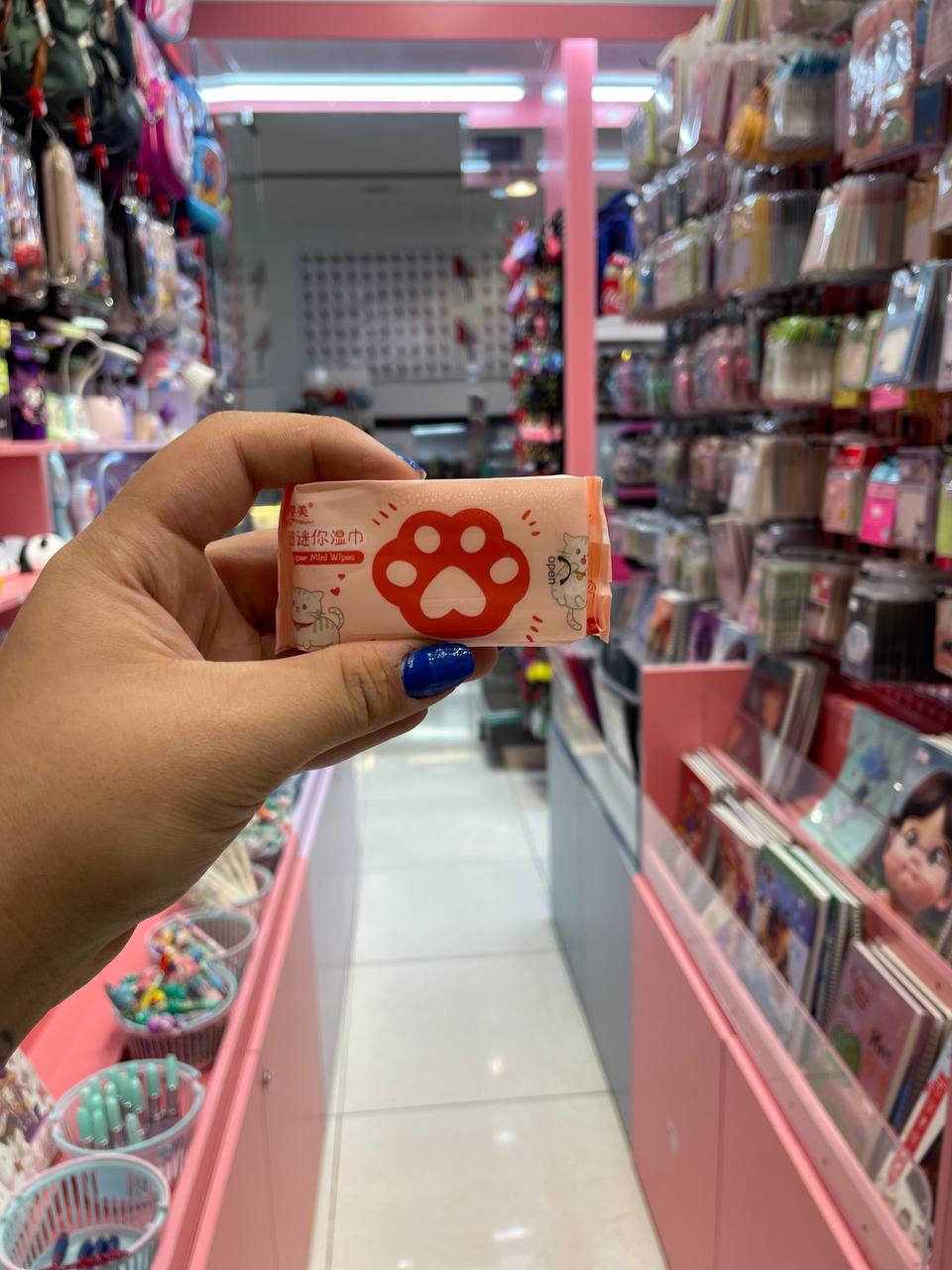 دستمال مرطوب طرح پنجه گربه